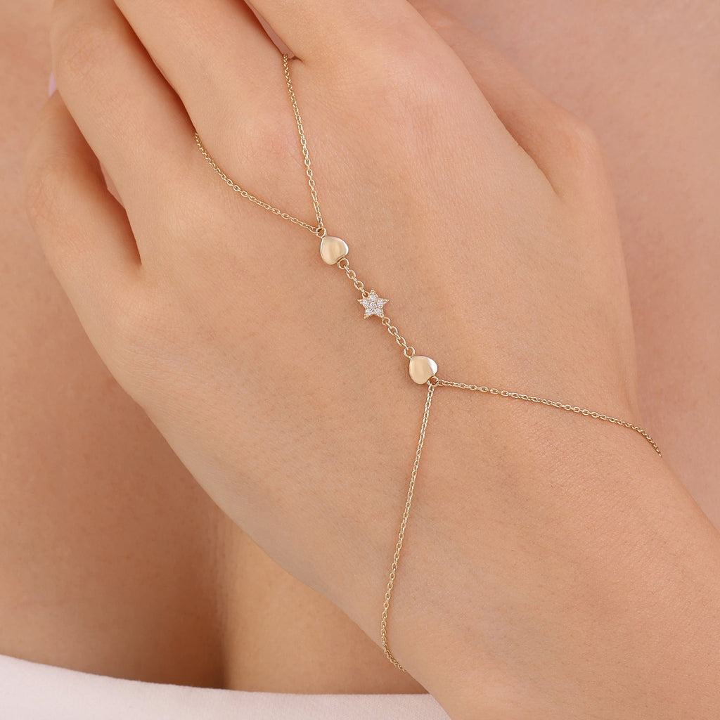 Elara Star Hand Chain